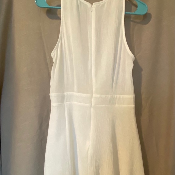 WHITE DRESS - Picture 4 of 4